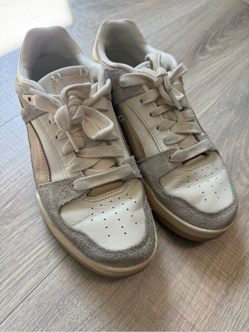Women’s Casual Lace-Up Sneakers in Cream, Light Gray & Beige
